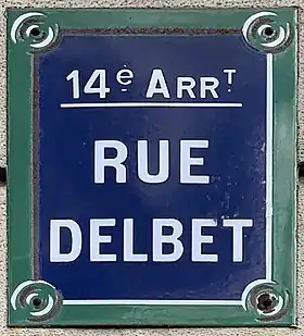 Voir la plaque.