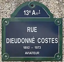 Voir la plaque.