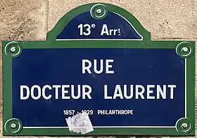 Voir la plaque.