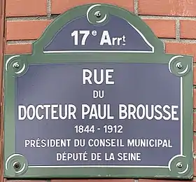 Voir la plaque.