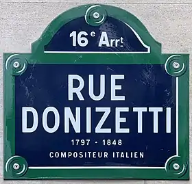 Voir la plaque.