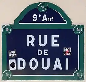 Voir la plaque.