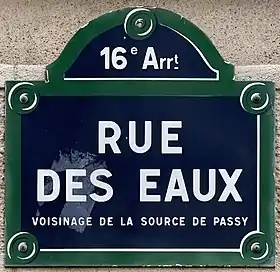 Voir la plaque.