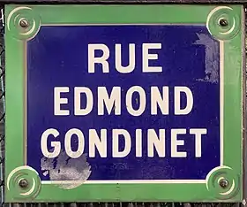 Voir la plaque.