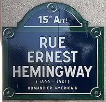 Voir la plaque.