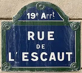 Voir la plaque.