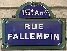 Voir la plaque.