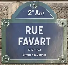 Voir la plaque.