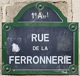 Voir la plaque.