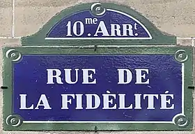 Voir la plaque.