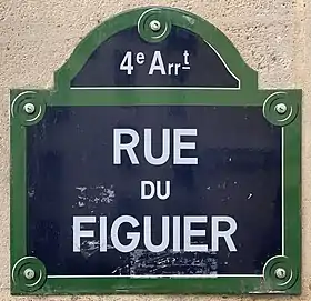 Voir la plaque.