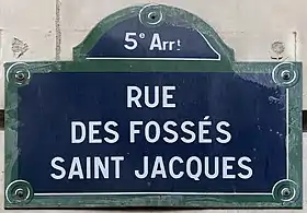 Voir la plaque.