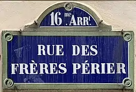 Voir la plaque.