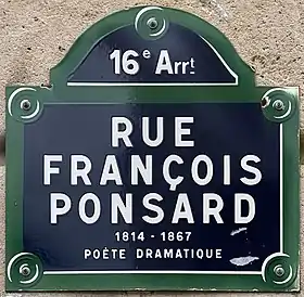 Voir la plaque.