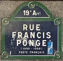 Voir la plaque.