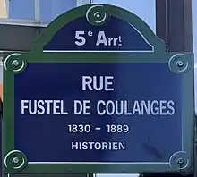 Voir la plaque.