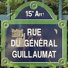 Voir la plaque.