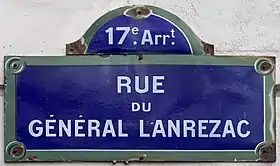 Voir la plaque.