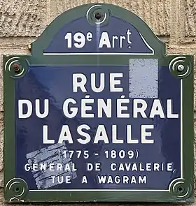 Voir la plaque.