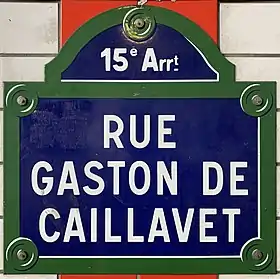 Voir la plaque.