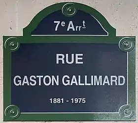 Voir la plaque.