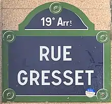 Voir la plaque.