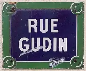 Voir la plaque.