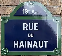 Voir la plaque.