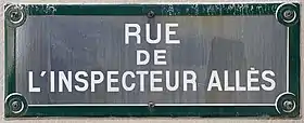 Voir la plaque.