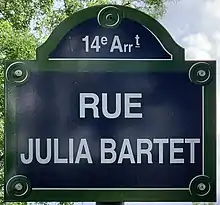 Voir la plaque.