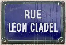 Voir la plaque.