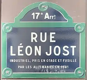 Voir la plaque.