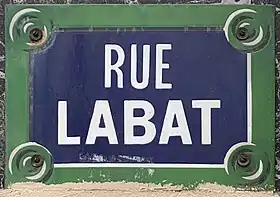 Voir la plaque.