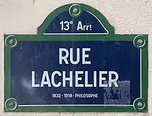 Voir la plaque.