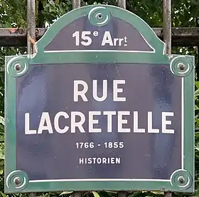 Voir la plaque.