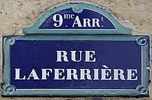 Voir la plaque.