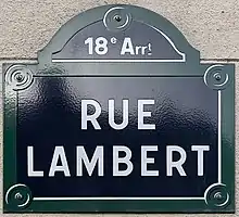 Voir la plaque.