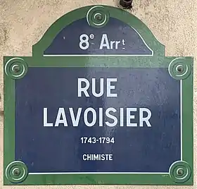 Voir la plaque.