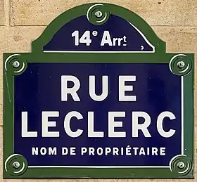 Voir la plaque.