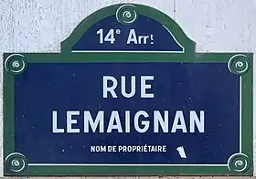 Voir la plaque.