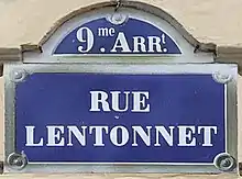 Voir la plaque.