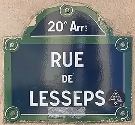 Voir la plaque.