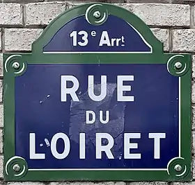 Voir la plaque.