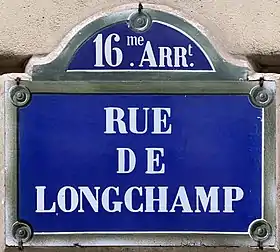 Voir la plaque.