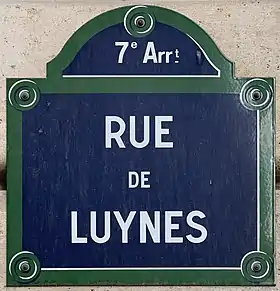 Voir la plaque.