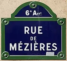 Voir la plaque.