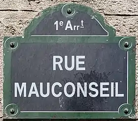 Voir la plaque.