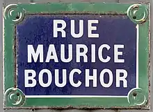 Voir la plaque.