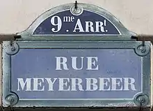 Voir la plaque.