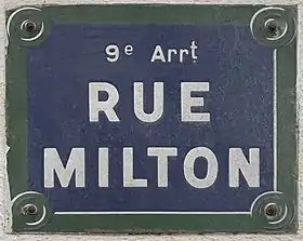 Voir la plaque.